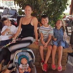 Meet your Posher, Lynnette